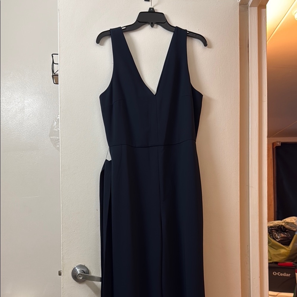 Elegant Black Sleeveless Dress
